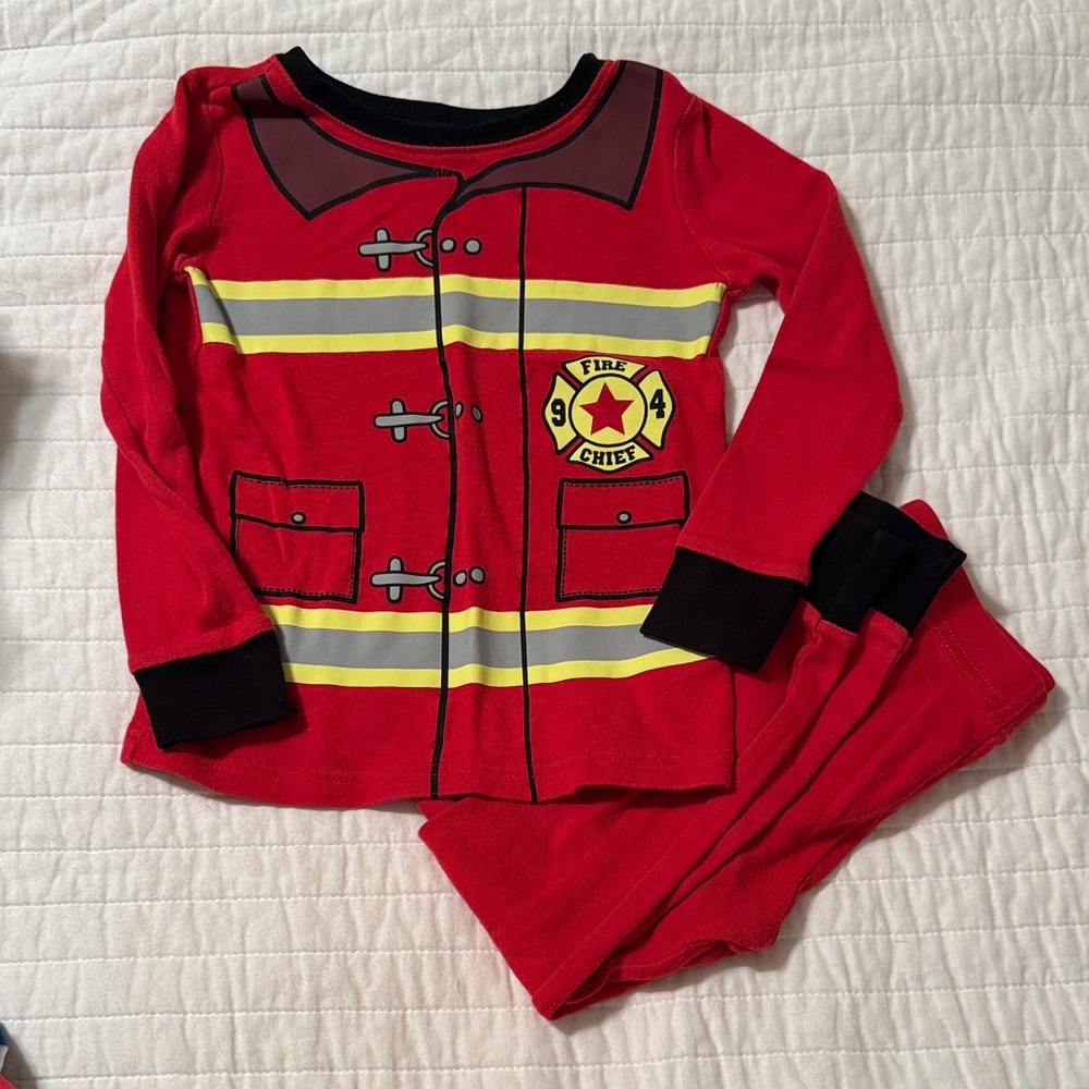 Pajamas - Picture 5 of 8